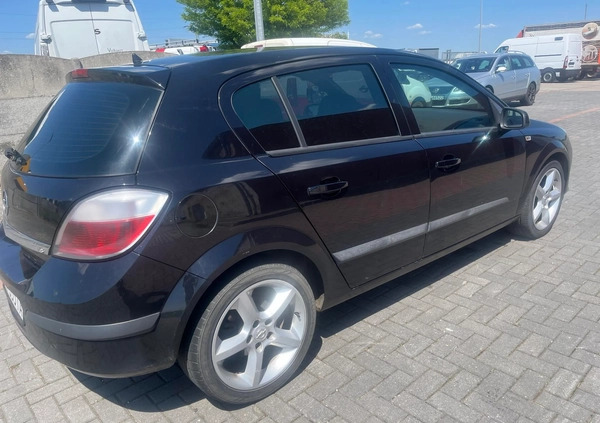 Opel Astra cena 8500 przebieg: 225900, rok produkcji 2004 z Mosina małe 29